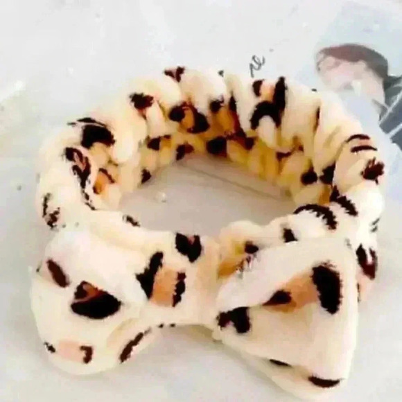 Spa Headband - Picture 1 of 1